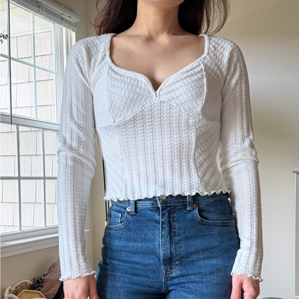 Women's White Ribbed Knit Long-Sleeve Top